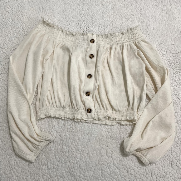Off the shoulder top - Picture 1 of 3